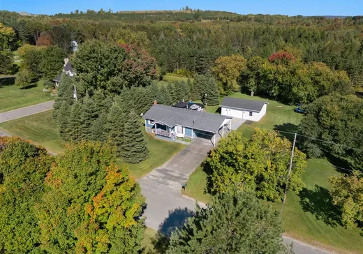 House for sale - 108 Ch. Laroche, Val des Sources, J1T 3M7