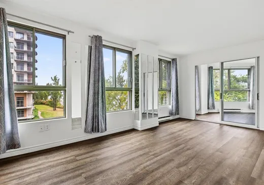 Condo à vendre - 8050 Boul. St-Laurent, Brossard, J4X 2P1