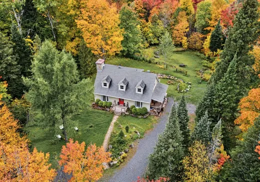 Maison à vendre - 661 Ch. de la Montagne, Saint-Sauveur, J0R 1K0