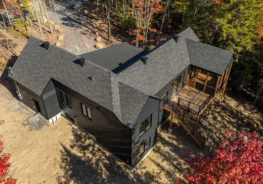 Maison à vendre - 1812 Ch. Domaine sur le Lac, Ste-Lucie, J0T 2J0