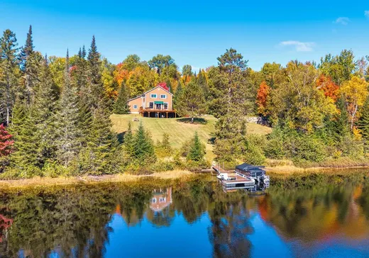 Maison à vendre - 1747 Ch. du Lac-aux-Bois-Francs O., Rivière-Rouge, J0T 1T0