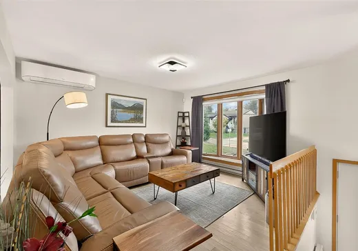 Maison à vendre - 44 64e Avenue, Saint-Eustache, J7P 3P3
