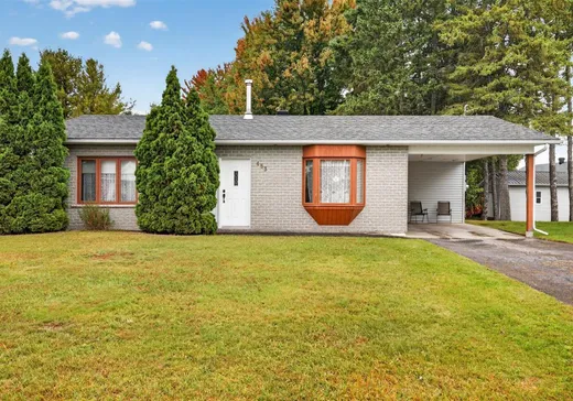 Bungalow for sale - 453 Rue des Pins, St-Francois-Du-Lac, J0G1M0