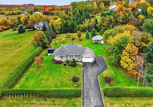 House for sale - 120 Ch. du Lac, Ste-Catherine-De-Hatley, J0B 1W0