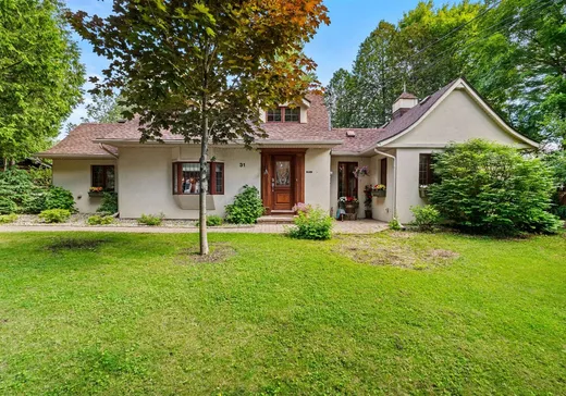 Maison à vendre - 31 Av. Chartier, Saint-Sauveur, J0R 1R0