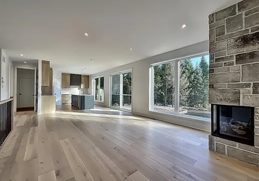 Maison à vendre - 1712 Place des Centaurées, Saint-Sauveur, J0R 1K0
