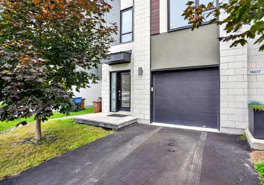 Maison à vendre - 18075 Rue de Chenonceau, Mirabel, J7J 0S2