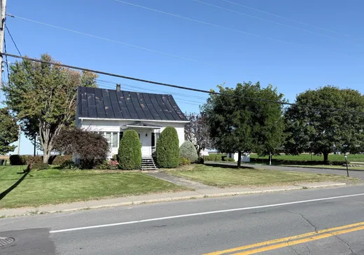 Maison à vendre - 1411 Rg St-Pierre, Saint-Zéphirin-de-Courval, J0G 1V0