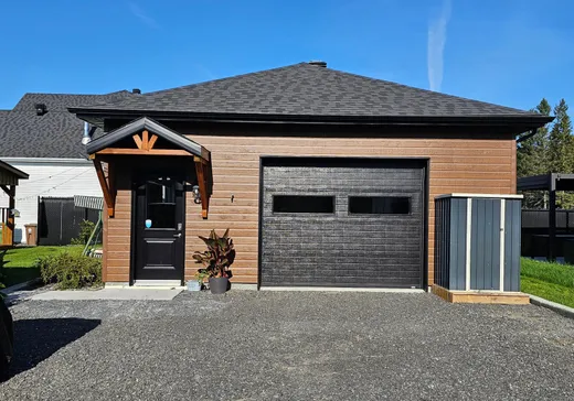 Maison à vendre - 202 Rue des Bâtisseurs, Chicoutimi-Jonquière, G7P 0K3