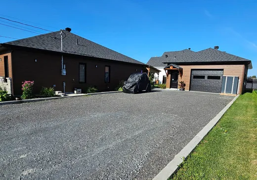 Maison à vendre - 202 Rue des Bâtisseurs, Chicoutimi-Jonquière, G7P 0K3