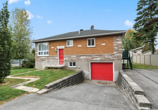 House for sale - 80 Rue du Bord-de-l'Eau, Lavaltrie, J5T 1E5