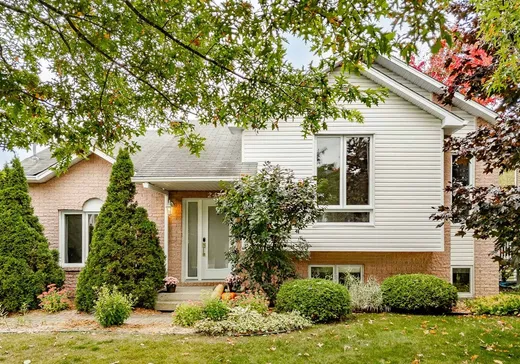 Paliers multiples à vendre - 2461 Rue de l'Ivoire, Sherbrooke, J1N3V7