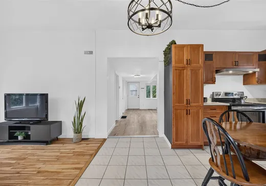 Maison à vendre - 186 Rue Gladu, St-Francois-Du-Lac, J0G 1M0