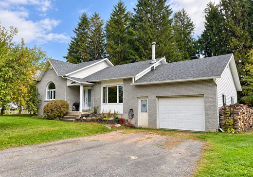 Maison à étages à vendre - 2 Rue Marie-Pier, Saint-Christophe-D'Arthabaska, G6R1L6