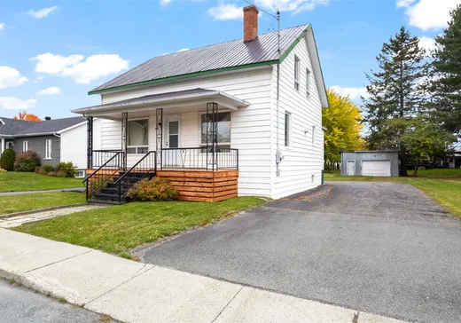 Maison à vendre - 282 1re Avenue N., St-Gedeon-De-Beauce, G0M 1T0