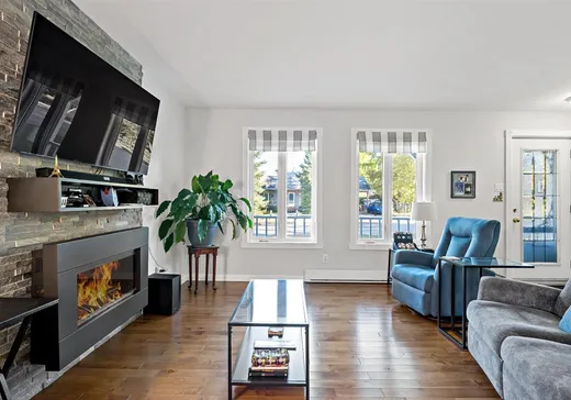Maison à vendre - 1069-1071 Rue Suppère, Mont-Tremblant, J8E 3J3