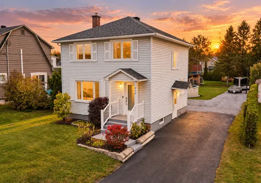 Maison à étages à vendre - 270 Rue Palmer, East Angus, J0B1R0