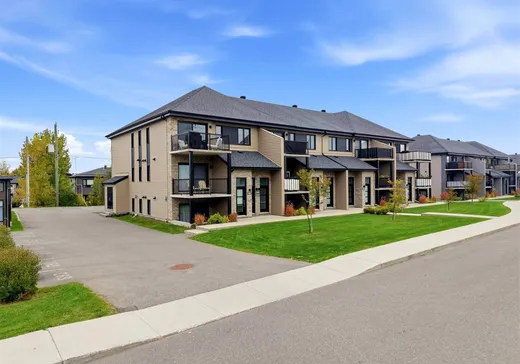 Condo à vendre - 683 Rue Magnone, Granby, J2H 3J4