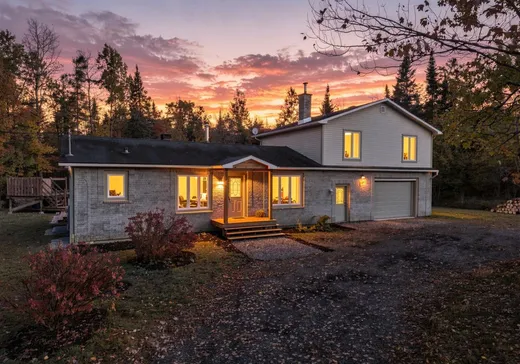 Maison à vendre - 2908 Rue Norbel, Magog, J1X 5R9
