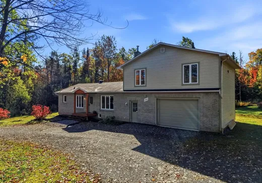 Maison à vendre - 2908 Rue Norbel, Magog, J1X 5R9