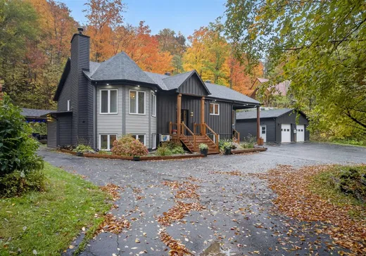 Bungalow à vendre - 135 Ch. du Lac-Nick, Bolton-Est, J0E1G0