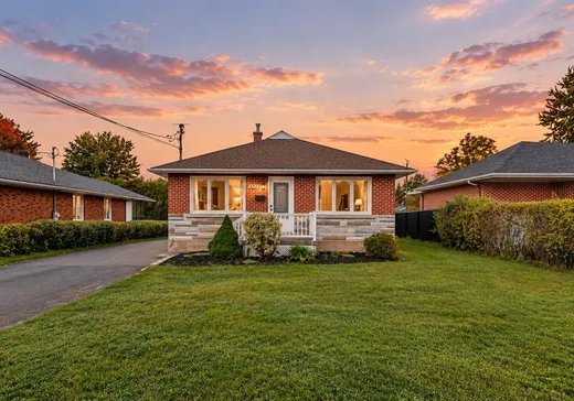 Maison à vendre - 332 Rue Laurier, Granby, J2G 5L2