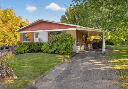 Bungalow à vendre - 8100 Boul. St-Joseph, St-Nicephore, J2A3W6