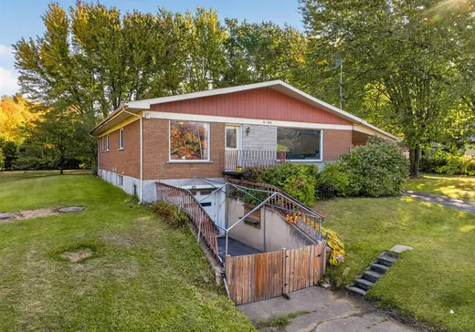 Maison à vendre - 8100 Boul. St-Joseph, St-Nicephore, J2A 3W6