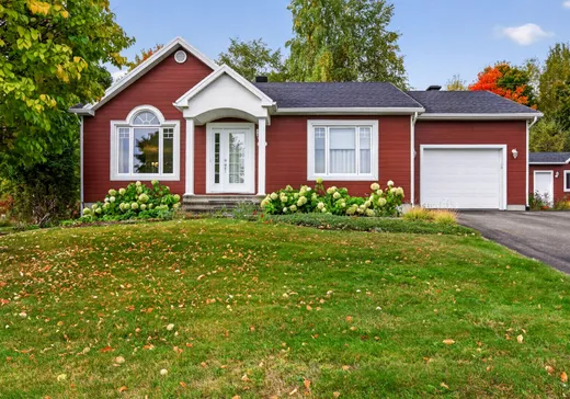 Bungalow à vendre - 30 Rue de la Petite-Savane, Beaupré, G0A1E0