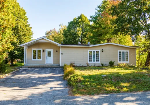 Bungalow for sale - 3360 Rue des Pivoines, Cap-De-La-Madeleine, G0X3J0