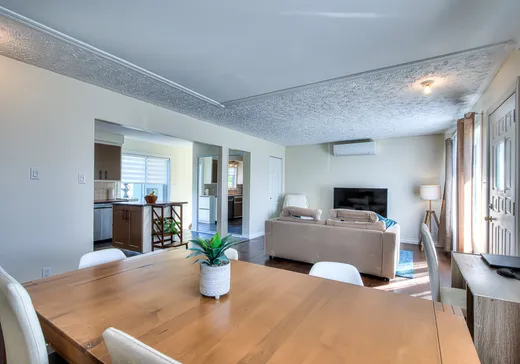 Maison à vendre - 12 Rue Lauzon, Salaberry-de-Valleyfield, J6S 6A4