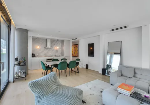 Condo à vendre - 242 Rue Young 604, Montréal (Centreville), H3C 0R7