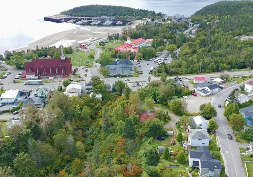 Maison à vendre - 256-260 Rue des Forgerons, Tadoussac, G0T 2A0