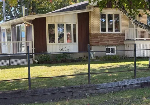 Maison à vendre - 211 Rue Bolduc, Terrebonne, J6W 5X9