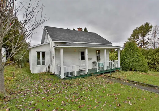 1 1/2 Storey for sale - 232 Route 253 S., Saint Malo, J0B2Y0