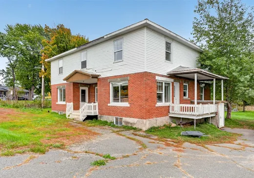 Maison à vendre - 775 Route 226, Ste-Monique, J0G 1N0