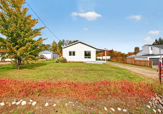 House for sale - 1440 Av. Principale, St-Élie-de-Caxton, G0X 2N0