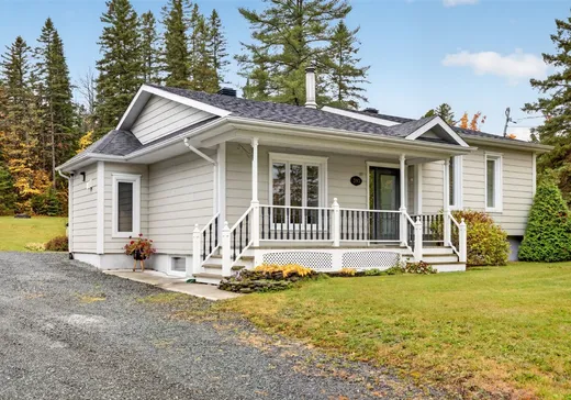 House for sale - 393 Av. Blouin, St-Joseph-De-Coleraine, G0N 1B0
