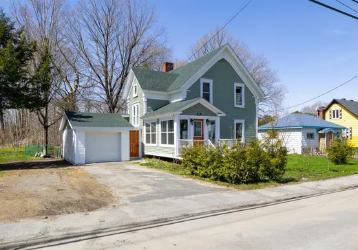 Maison à étages à vendre - 51 Rue Principale, Ulverton, J0B1E0