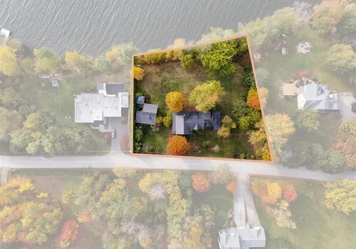 Maison à vendre - 1325 Ch. du Lac, Ste-Catherine-De-Hatley, J0B 1W0