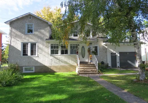 House for sale - 62 Rue Wellington, Godmanchester, J0S 1H0