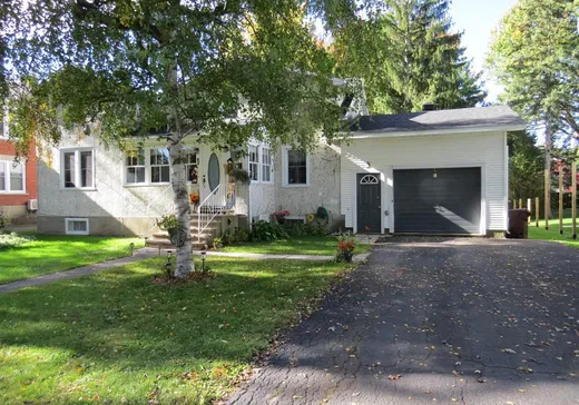 House for sale - 62 Rue Wellington, Godmanchester, J0S 1H0