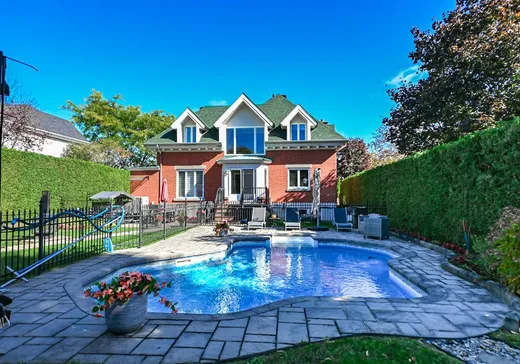 Maison à vendre - 7 Place de Couvonges, Lorraine, J6Z 4M2