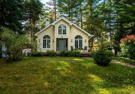 Bungalow à vendre - 1117 Rue du Tour-du-Lac, Val David, J0T2N0