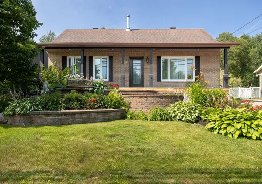 Bungalow for sale - 16163 Ch. de la Grande-Ligne, Deux-Montagnes, G2N1Z8
