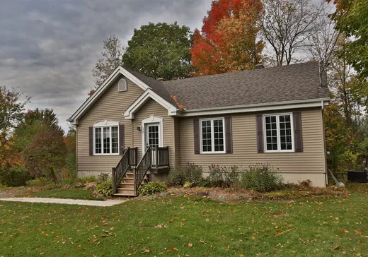 Bungalow à vendre - 125 Rue des Cèdres, Ville de Québec, J0H1E0
