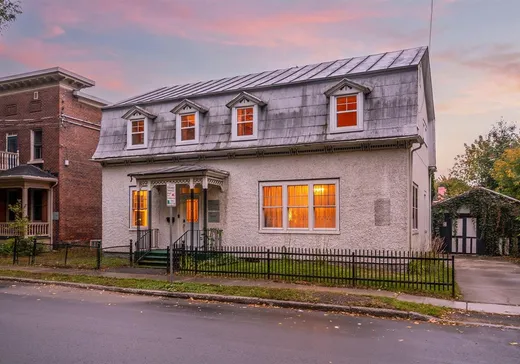 Maison à étages à vendre - 877 Rue Ste-Geneviève, Trois-Rivières, G9A3X4
