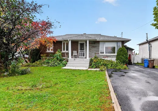 Bungalow à vendre - 5 Rue Proulx, Saint-Constant, J5A1N2
