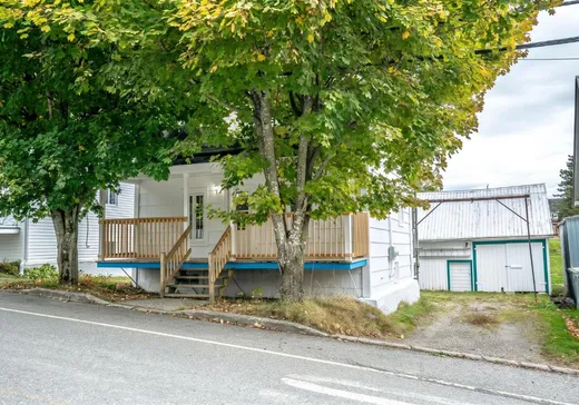 Maison à étages à vendre - 61 Rue Principale, Armagh, G0R1A0