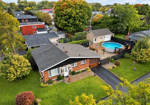 Maison à vendre - 554 Rue St-Thomas, Salaberry-de-Valleyfield, J6T 4K7